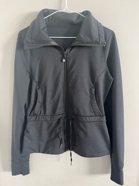 Lululemon Black Zip-Up Jacket Size 8 – Classic Style